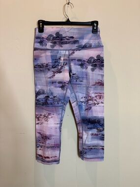 lululemon athletica Purple, pink & blue Capri Leggings